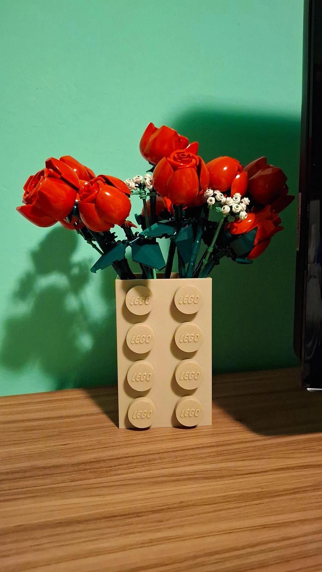 Lego Vase - 4x2 Brick